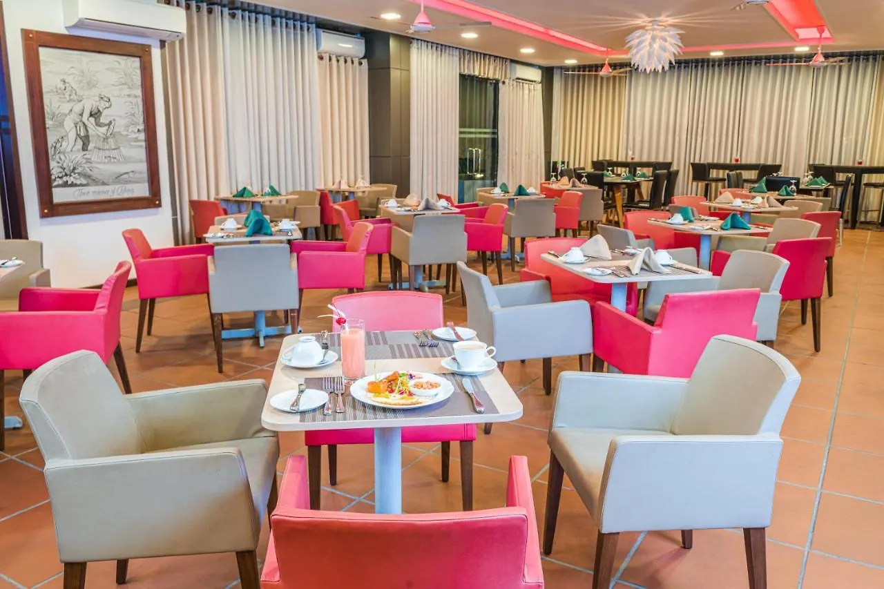 Earl'S Red Colombo Hotel