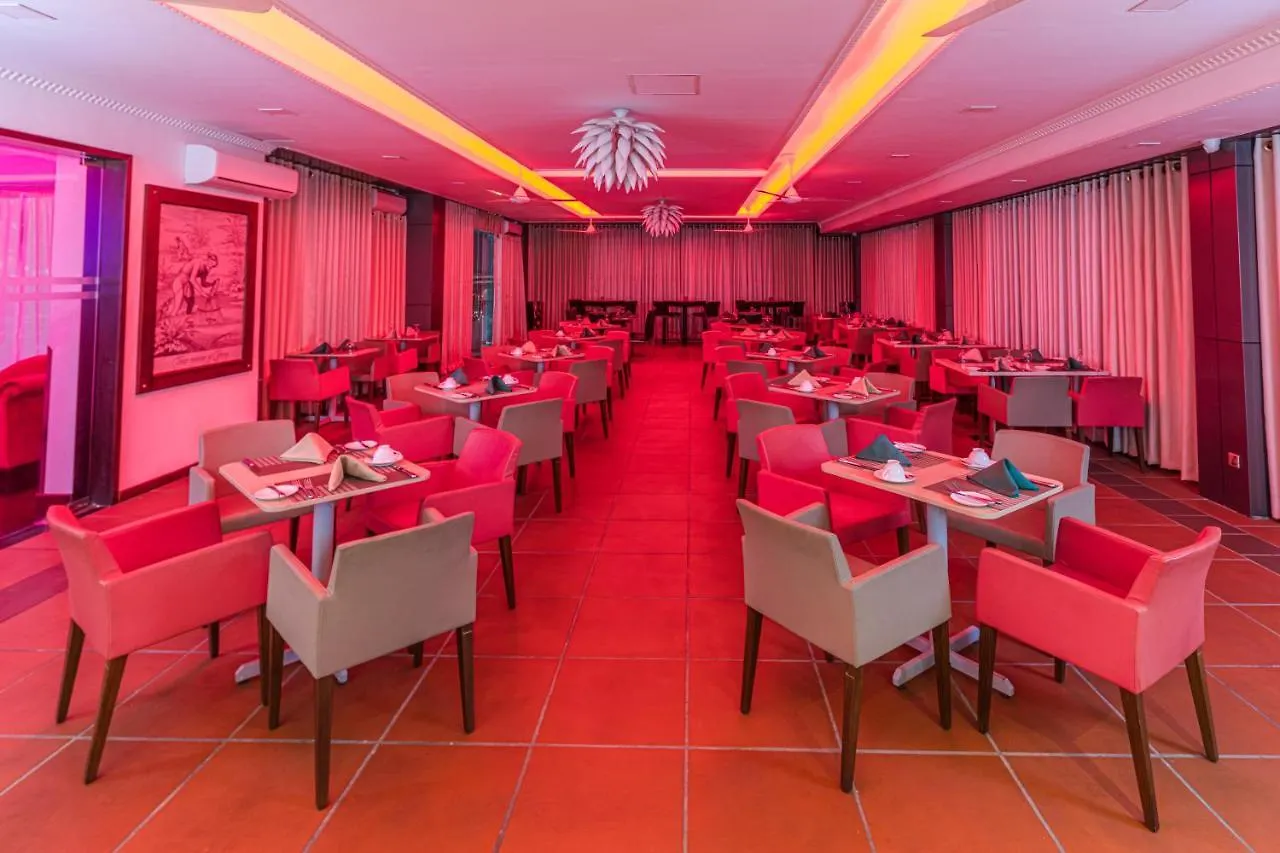 Earl'S Red Colombo Hotel